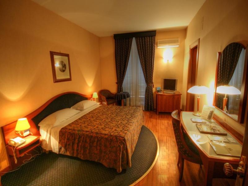 Massimo Plaza Hotel ปาแลร์โม ภายนอก รูปภาพ